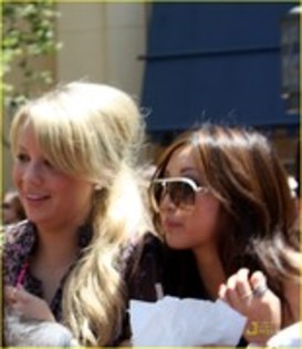 GWHAXJRVZVJNVLPGEWH - Brenda Song