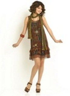 12209856_ASOJVYDBC - poze rare cu Selena Gomez
