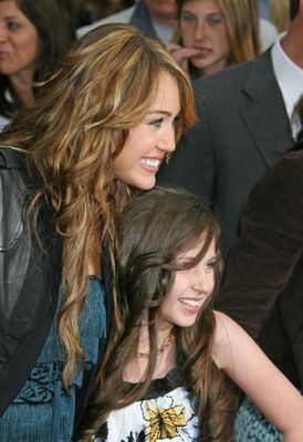 normal_120 - Hannah Montana Premiere in LA April 2nd 2009-00