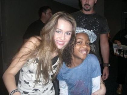 normal_111_(carson) - Miley Cyrus With Fans00