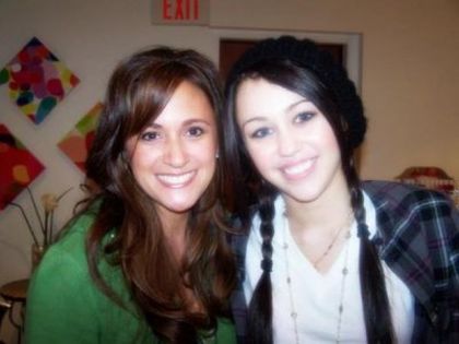 normal_124__(caitlin) - Miley Cyrus With Fans00