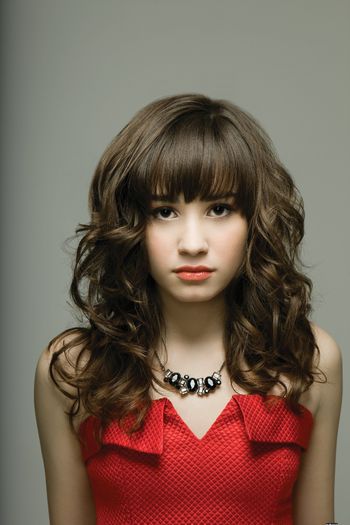 16 - Club Demi Lovato