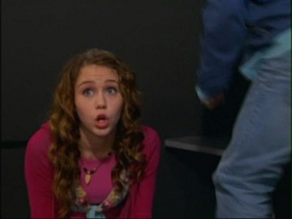 normal_mileycyrussource_038 - Album pentru SelenaSellyMegaFan