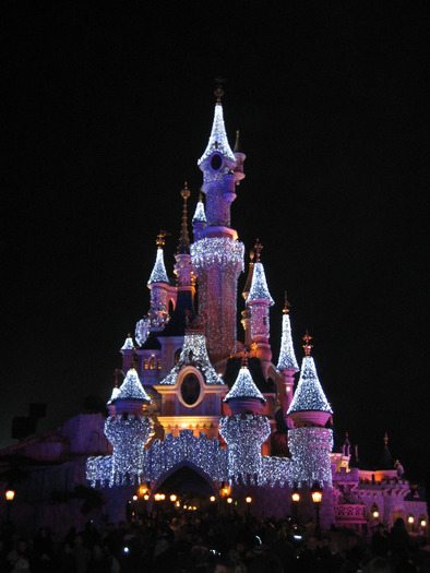 disneyland_paris_castle_2 - Disneyland