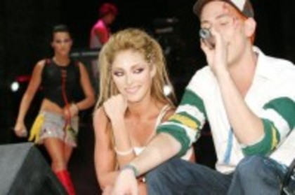 m_593 - Rebelde