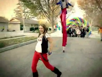 normal_Miley_Cyrus_-_Start_All_Over_-_Official_Video_(HQ)_143