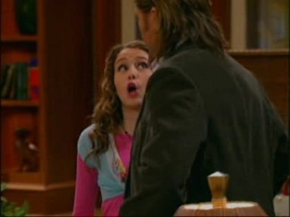 normal_mileycyrussource_049