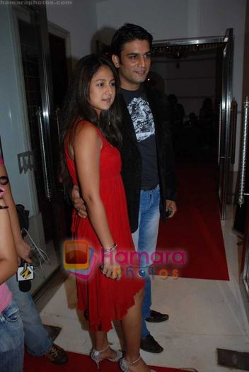 normal_Keerti and Sharad Kelkar at Kahtron Ke Khiladi bash hosted by Colors in Grand Hyatt on August - O-oo-O  Keerti Kelkar-Mrinalini