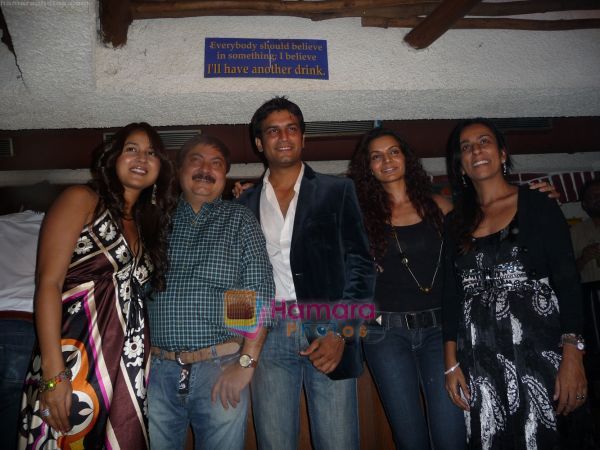 normal_keerti kelkar  tony singh  sharad kelkar at Choti Bahu success party on 18th Jan 2009 - O-oo-O  Keerti Kelkar-Mrinalini