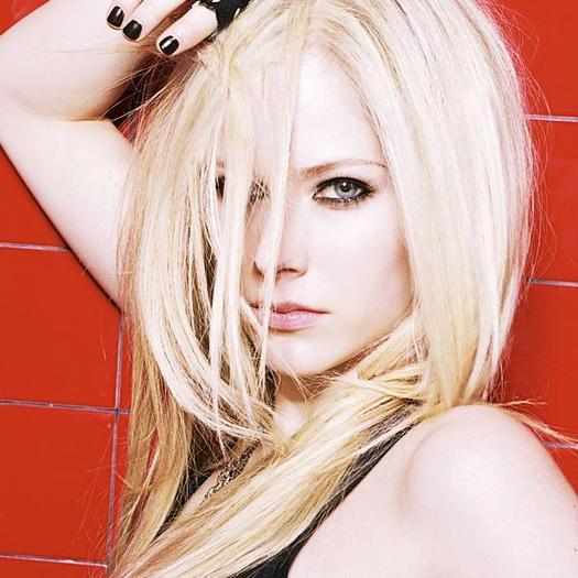 12620835_HZSLDJJAJ - Avril Lavigne