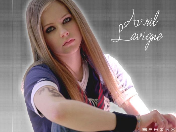 UMKWIURLDICXVYJRVNY - Avril Lavigne