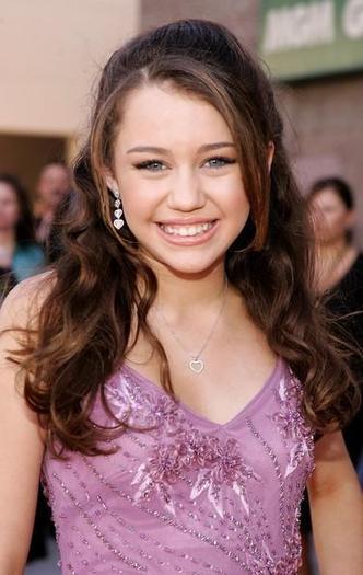 12676561_YGJFRXDMT - Miley-Hannah Montana