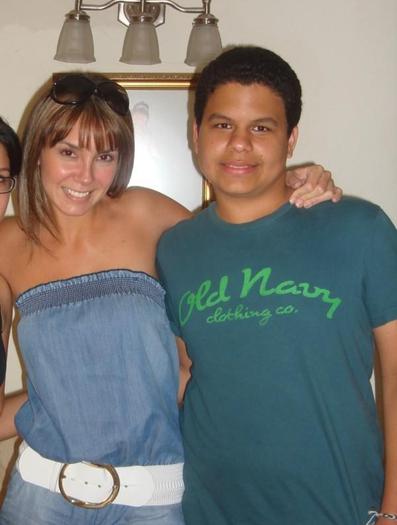 post2901239997845-vi - elizabeth gutierrez