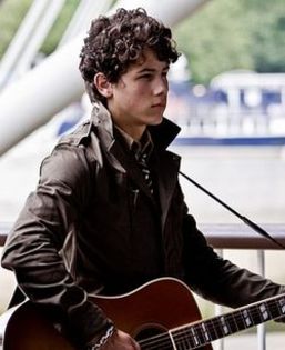 250px-Nicholas_Jerry_Jonas - album pentru XOXOjonasbrothersfanno1XOXO