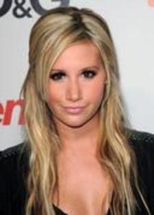 RPKINAYVMEYMNYKGTBA - Ashely Tisdale