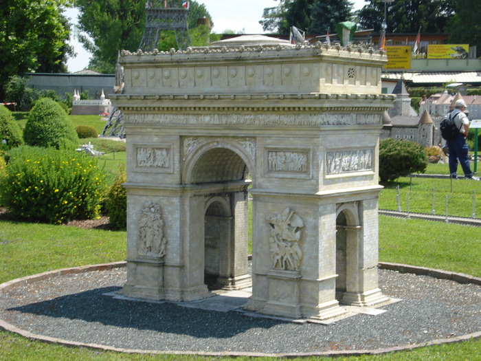 Arc de Triomphe, Paris - Minimundus