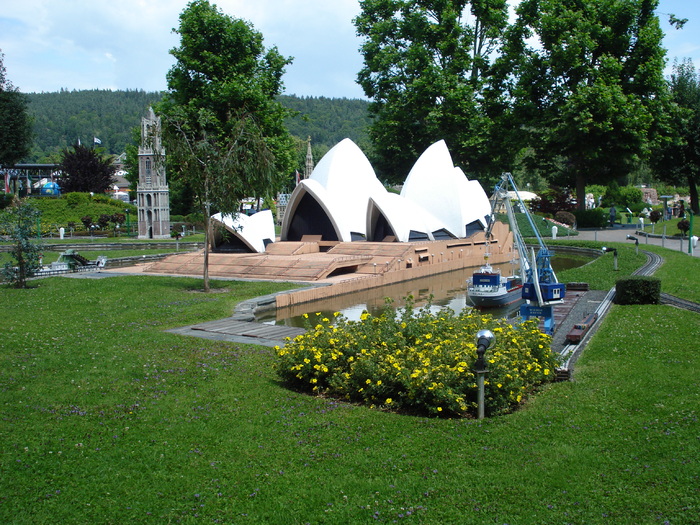 Opera House, Sydney; Sydney, AUSTRALIA. minimundus.at.
