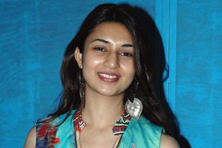 paste16 - Divyanka sedinta photo si poze noi