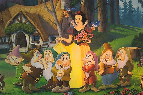 Snow-White-and-the-Seven-Dwarfs-Alba-ca-Zapada-si-cei-sapte-pitici-42178,74114