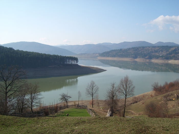 SL273715 - Manastirile din Moldova-Cheile Biazului-Lacul Rosu