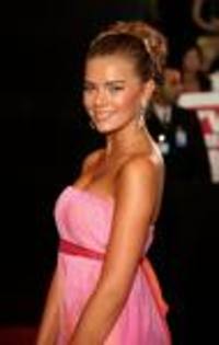 TUFDHRSVZNESFPCLVRW - Indiana Evans