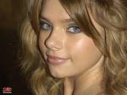 RGAEQAANQIXPDPOQPGM - Indiana Evans