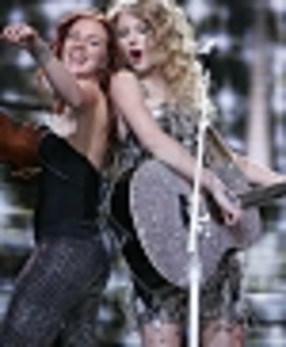 thumb_012 - taylor swift