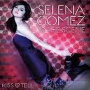 CAS5EZ8N - Selena Gomez KISS AND TELL
