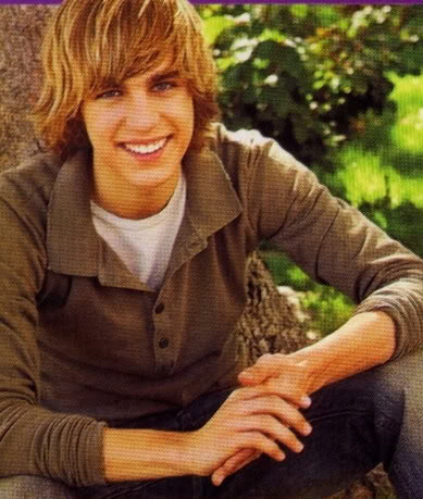 2565406379_52165fa682 - poze cody linley