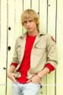 imagesCADOH3CD - poze cody linley