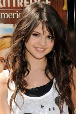 selena-gomez-awi-7 - poze selena gomez