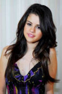 7 - selena gomez si alte vedete