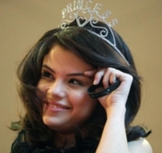 selena (3) - album pentru  lovemiley1