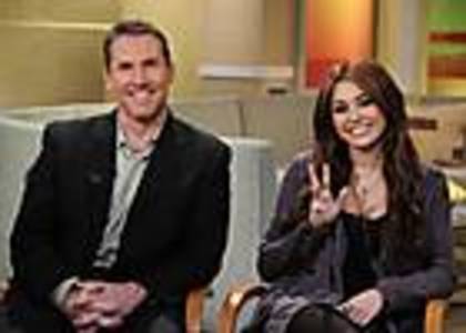 Miley-Cyrus_COM_GoodMorningAmerica_29March2010_01 - album pentru MileyBigStar