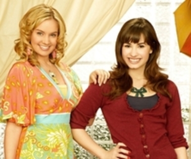 12378280_KHAXNLZVD[1] - revista disney channel nr 3