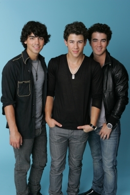 foarte - Jonas Brothers