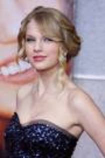 images10 - Taylor Swift