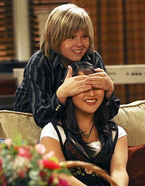 The_Suite_Life_of_Zack_and_Cody_1263823976_2_2005 - Zack si Cody