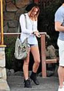 Miley-Cyrus_COM_TeruSushiStudyCityCalifornia_28March2010_08 - album pentru Inga