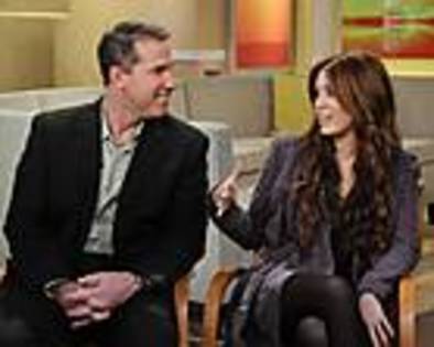 Miley-Cyrus_COM_GoodMorningAmerica_29March2010_03 - album pentru Inga