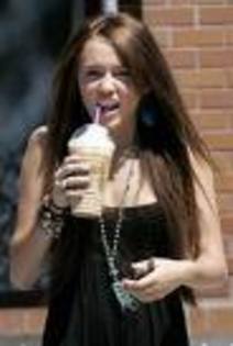 E3CACUY2RLCANPP8S8CALQRNESCAKACUZ7CA9C7ZJCCAPZR243CA3L5VA1CA5WWRKBCA4JAP93CA9C7HGYCATN24GSCAF85AU1CA - Miley Cyrus