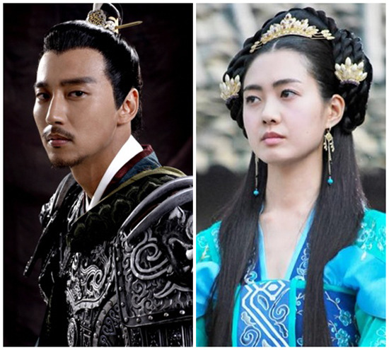 091028090957-579-453 - 8x - Queen SeonDeok - x8