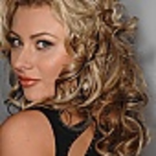 thumb_005 - Alyson Michalka