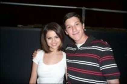 11883501_CSZVBTYBY - poze rare cu Selena Gomez