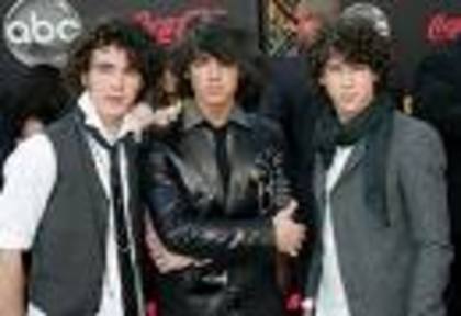 images[17] - Jonas brothers