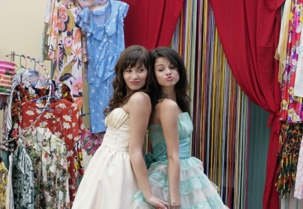 demi-lovato-and-selena-gomez-ppp - Selena Gomez