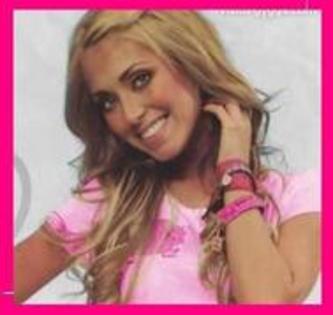 27 - anahi