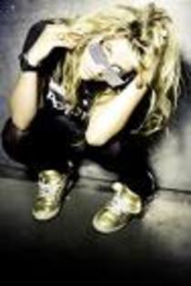 kesha (4) - album pt emaemo67 cea mai buna prietena de pe sunphoto