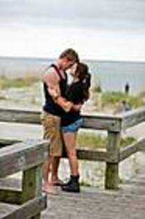 miley-cyrus_COM_thelastsong_moviestills_048 - album pentru MyRu21