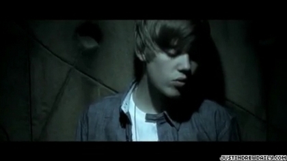 normal_video%283%29_mp4_000011219 - 0_0 Justin Bieber - Never Let You Go 0_0